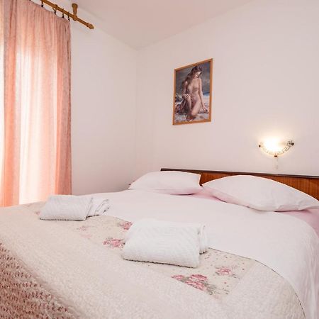 Apartments Scerbe 3103 Mundanije Ngoại thất bức ảnh