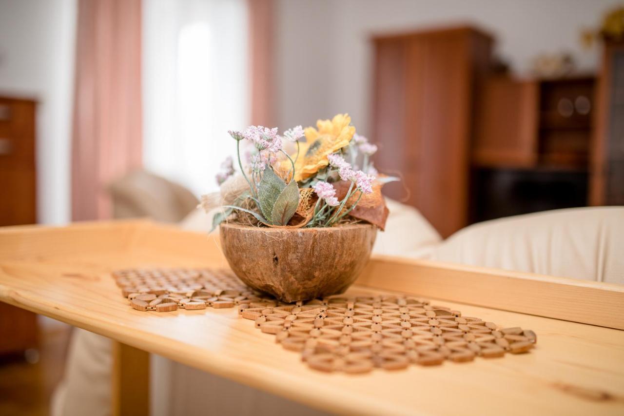 Apartments Scerbe 3103 Mundanije Ngoại thất bức ảnh