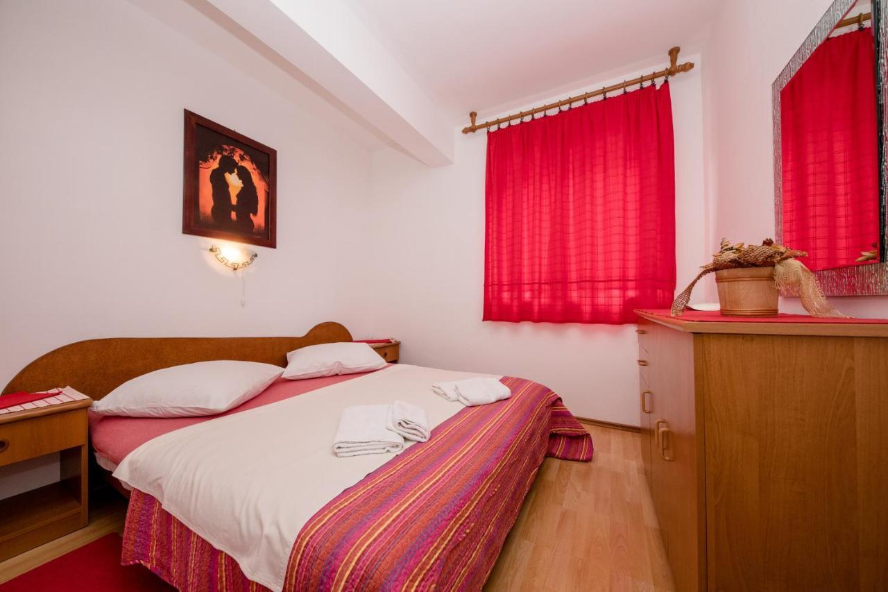 Apartments Scerbe 3103 Mundanije Ngoại thất bức ảnh