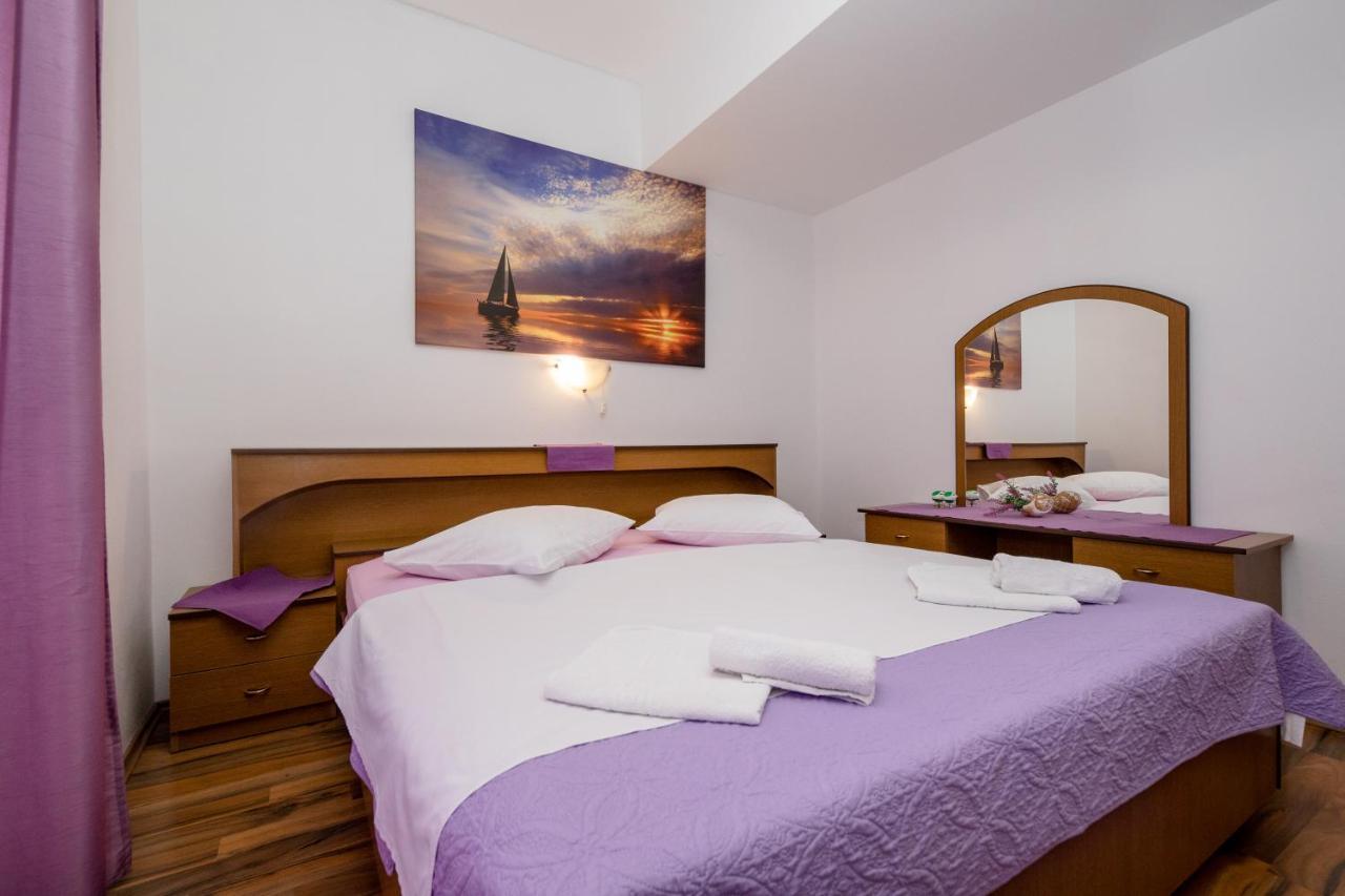 Apartments Scerbe 3103 Mundanije Ngoại thất bức ảnh